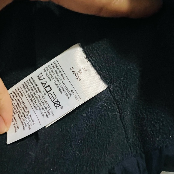 Puffer Vest - Picture 3 of 7